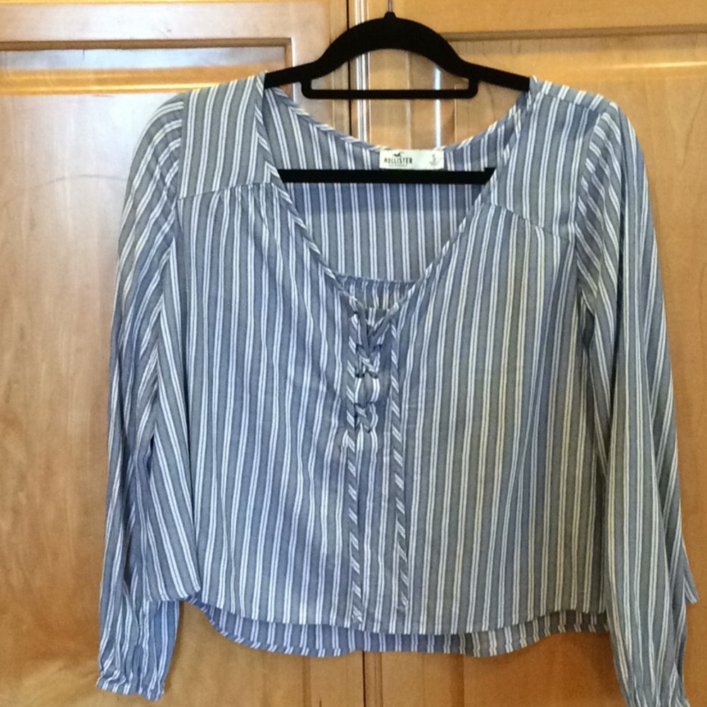 Hollister small long sleeve top